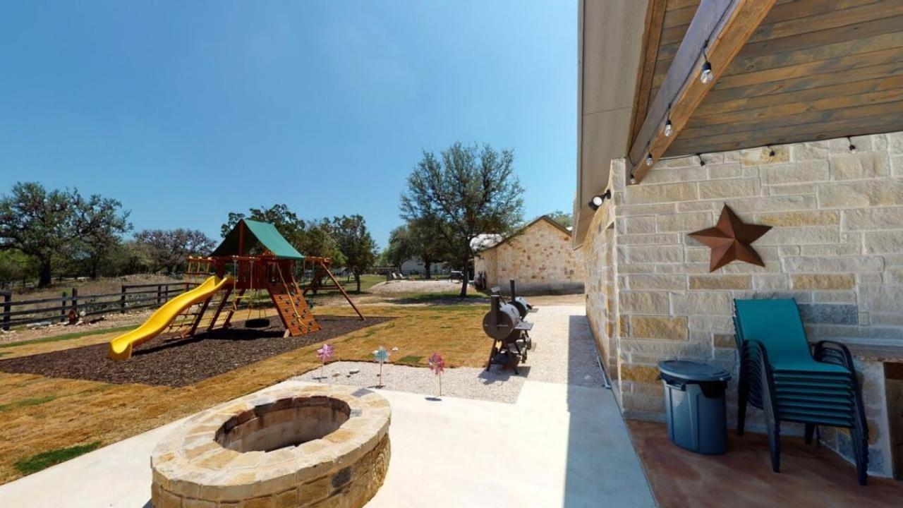Heartstone Lodge Concan Exterior foto